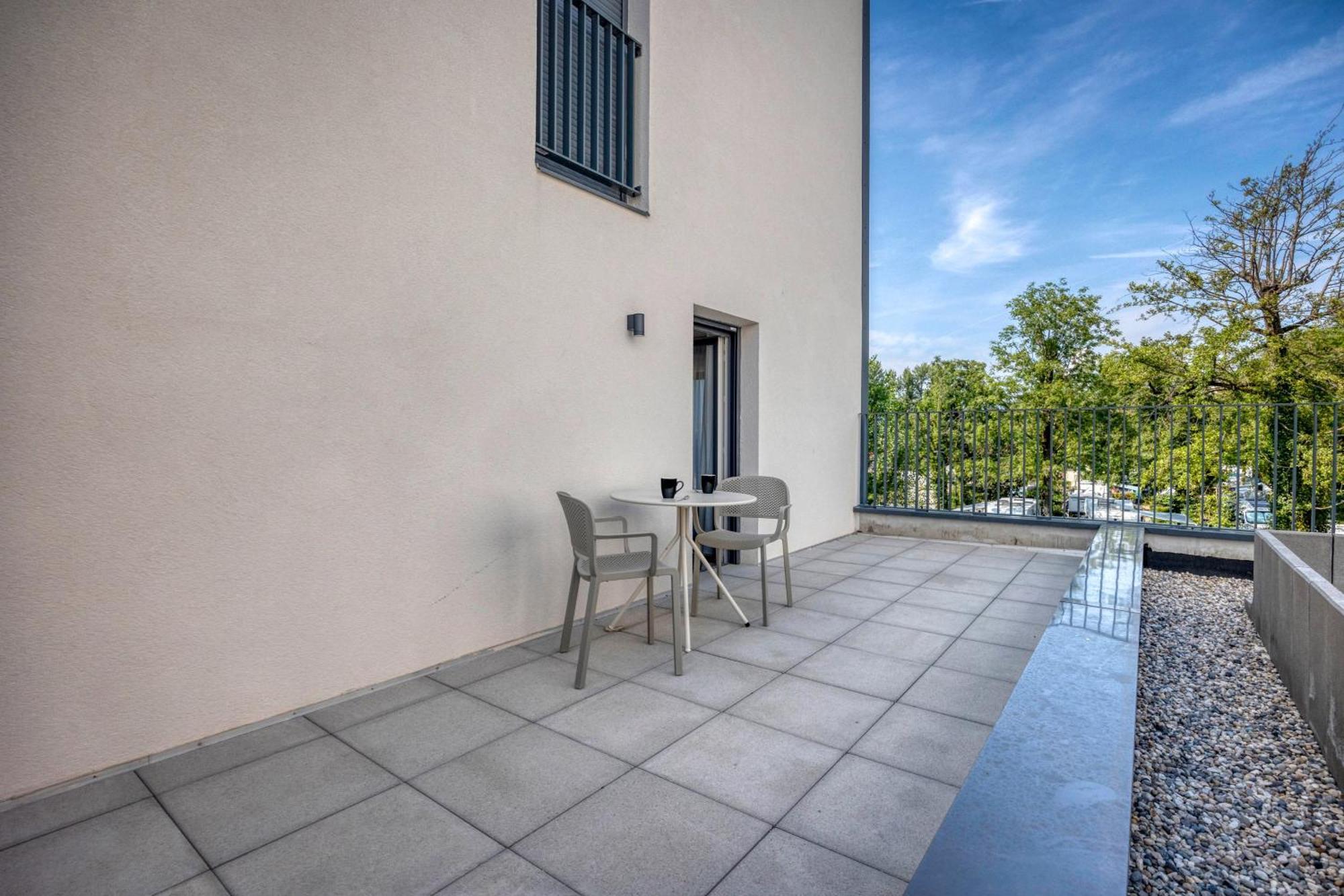 אקס-לה-באינס Kosy Appart'Hotels - Residence Du Lac מראה חיצוני תמונה