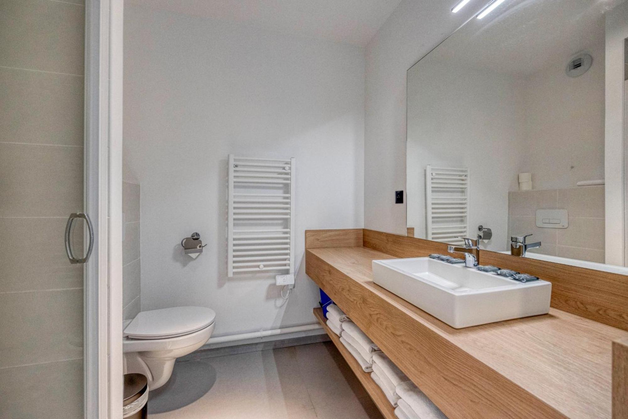 אקס-לה-באינס Kosy Appart'Hotels - Residence Du Lac מראה חיצוני תמונה