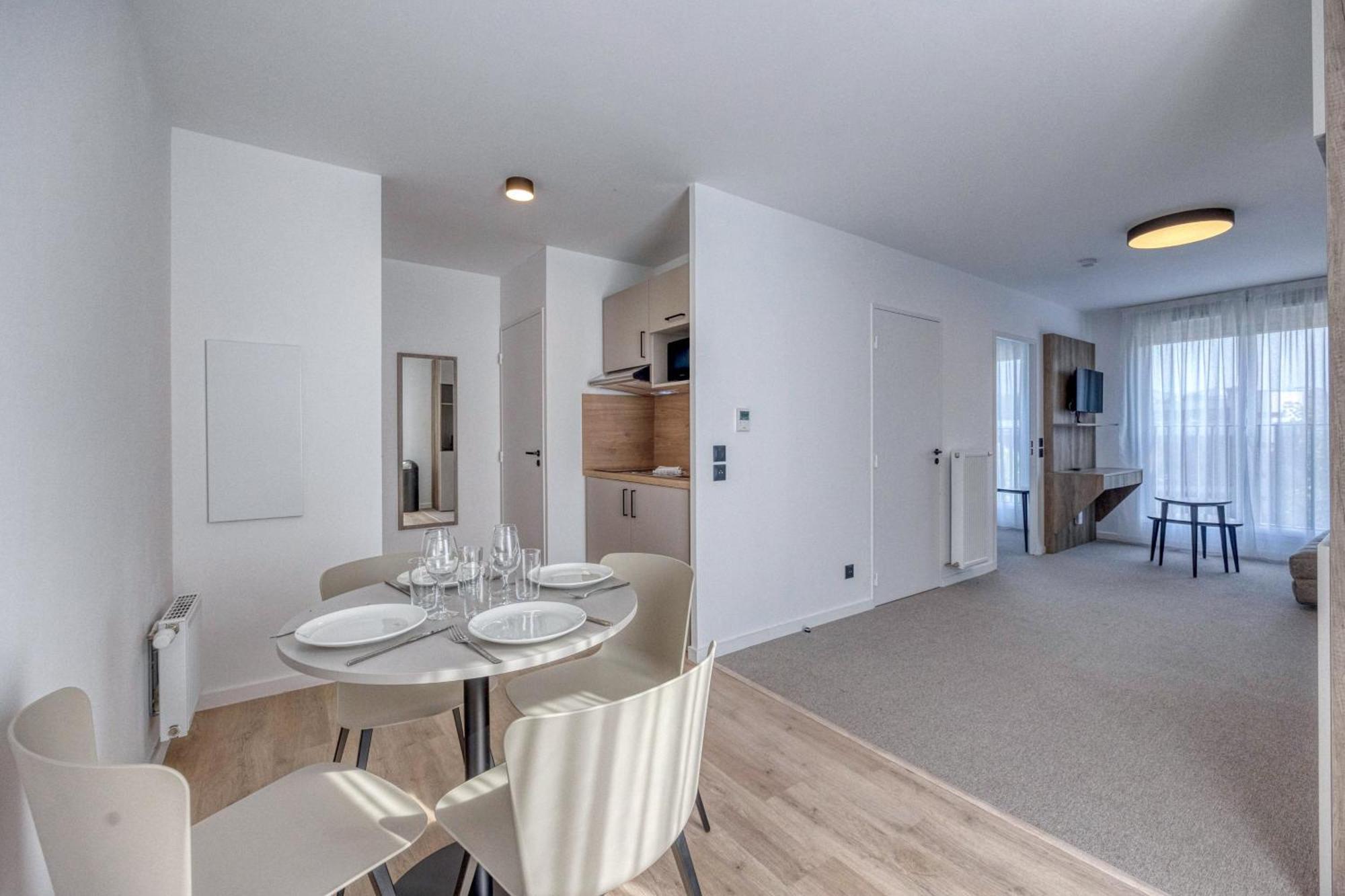 אקס-לה-באינס Kosy Appart'Hotels - Residence Du Lac מראה חיצוני תמונה