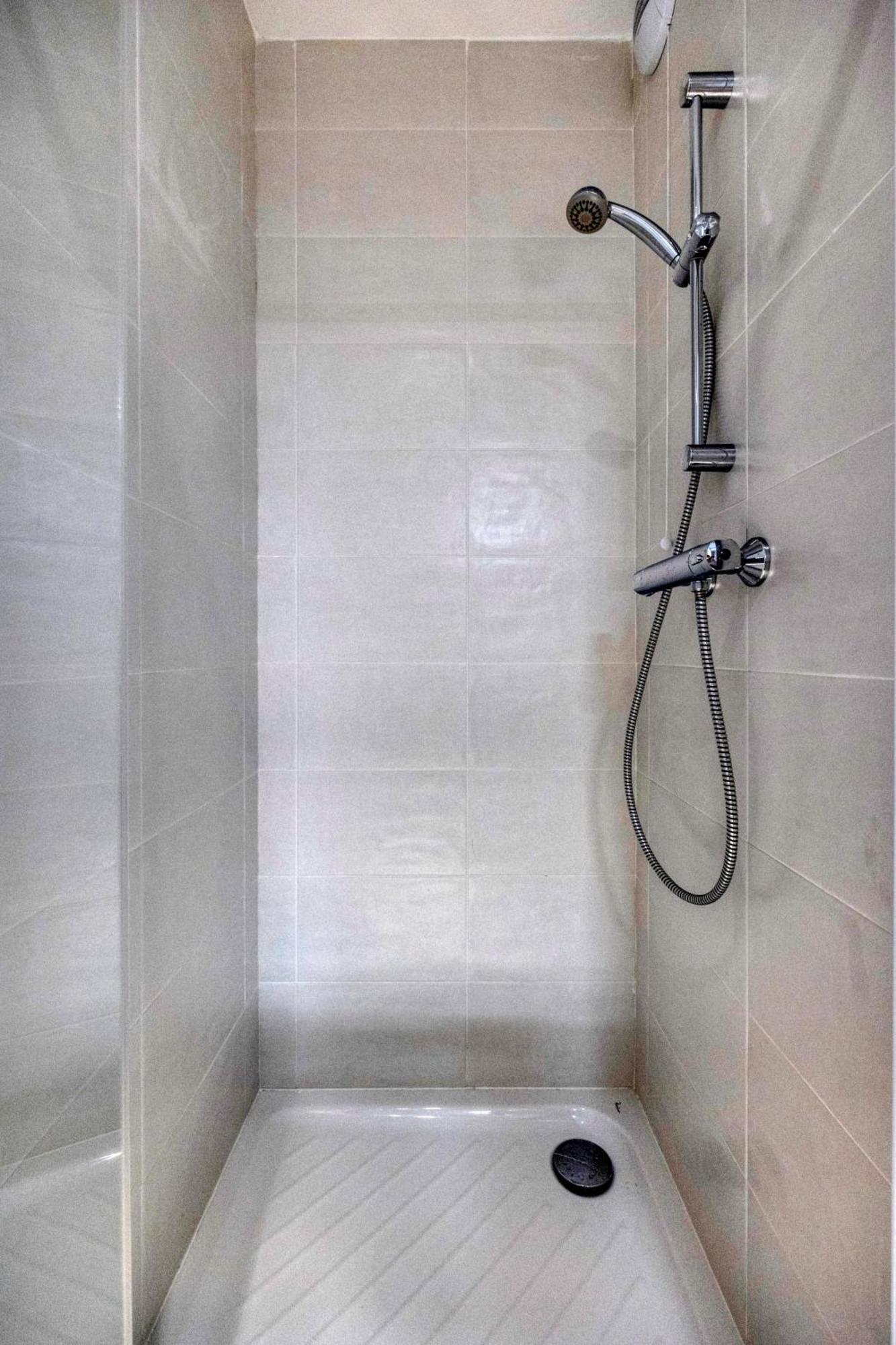אקס-לה-באינס Kosy Appart'Hotels - Residence Du Lac מראה חיצוני תמונה